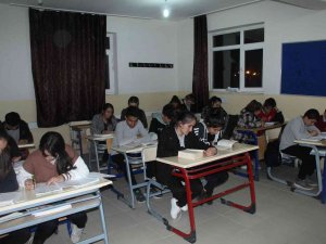 Öğretmenler Harekete Geçti, Şırnaklı Öğrenciler Üniversiteye Odaklandı