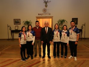 Başkan Gürün, Milli Okçuları Ağırladı