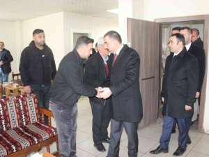 Siirt Valisi Hacıbektaşoğlu, Esnaf Ve Vatandaşlarla Bir Araya Geldi