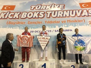 Kick Boks Turnuvasına Sakarya Büyükşehirli Sporcular Damga Vurdu