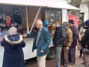 Çaycuma’da Şehitler Anısına Lokma Dağıtıldı
