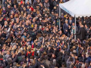 İ̇bb Başkanı İ̇mamoğlu Bursa’da Halkla Buluştu