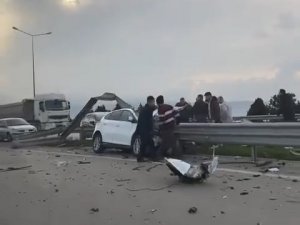 Bursa’da Otomobil Bariyerlere Ok Gibi Saplandı: 1 Ölü