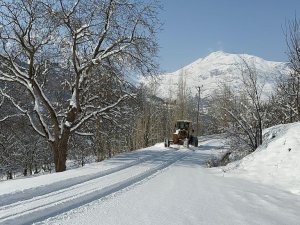 Kar Ve Olumsuz Hava Şartlarından Dolayı 6 Yerleşim Yolu Kapandı