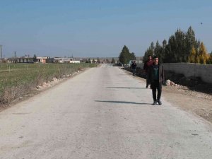 Beton Yol Hizmete Açıldı