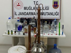 Muğla’da Jandarmadan Kaçak Alkol Operasyonu