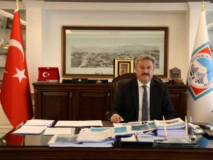 Melikgazi’de İşçilerin İkramiyeleri Ödendi