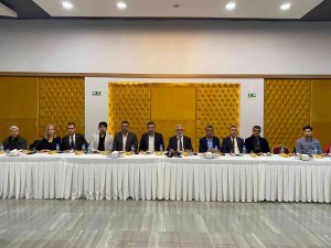 Metiner: "Türk Kardeşlerimiz Pkk-hdp’ye Bakarak Kürtleri Bunlardan İbaret Zannetmesinler"