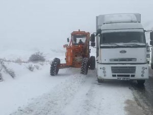 Bingöl’de Kar Ulaşımı Engelledi