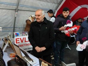 Bağımsız Ülkücüler Derneğinden Evlat Nöbetine Destek