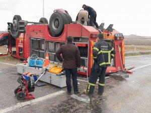 Aksaray’da Kazaya Yardıma Giden İtfaiyeciler Ölümden Döndü