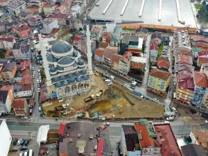 Yeni Mehmet Ali Paşa Camii’ne Yeni Meydan