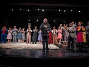 "Bahar Noktası", İ̇zmirli Sanatseverlerle Buluştu