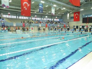 Geleneksel Ata Yüzme Şenlikleri Coşkuyla Başladı