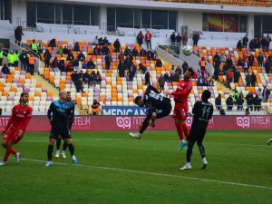 Spor Toto Süper Lig: Dg Sivasspor: 1 - Adana Demirspor: 2 (Maç Sonucu)