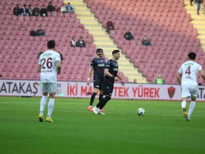 Spor Toto Süper Lig: Hatayspor: 0 - Trabzonspor: 1 (Maç Devam Ediyor)