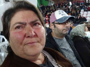 Muğla Toki̇ Konutları Kurasında Gözyaşlarını Tutamadı