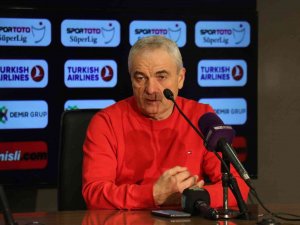 Rıza Çalımbay: Kaybettiğimiz İçin Üzgünüz