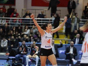 Sultanlar Ligi: Nilüfer Belediyespor: 0 - Eczacıbaşı Dynavit: 3