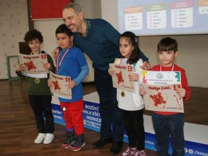 Bilecik’te Akıl Oyunları Turnuvası Düzenlendi