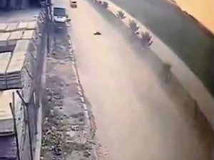 Sokak Köpeğinden Kaçarken Minibüsün Çarptığı Çocuk Hayatını Kaybetti