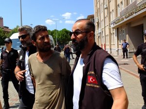 Boşanma Aşamasındaki Eşini Öldürüp, Sosyal Medyada ’Gururlu Hissediyor’ Yazan Sanık İçin Ağırlaştırılmış Müebbet Hapis Cezası İstendi