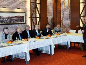 Başkan Büyükkılıç, Bakan Yardımcısı Alpaslan’ı Türkiye’nin İncisi Erciyes’te Ağırladı