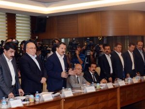 Hükümetin Zam Teklifine Konfederasyonlardan Tepki