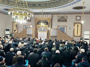 Simavda Gençler Aileleri İle Birlikte Sabah Namazı Buluşmasına Katıldı