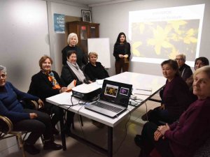 Onlarca Öğrenci Ve Yetişkin Ücretsiz Kurslarda Buluştu