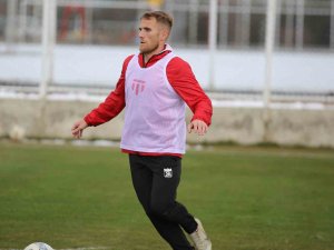 Sivassporun Yeni Transferi Samu Saiz İlk İdmana Çıktı
