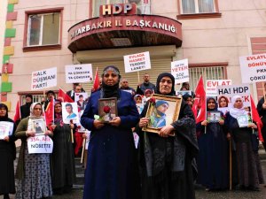 Evlat Nöbetine Katılan 2 Aile Gözyaşları İçinde Çocuklarına Seslendi
