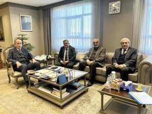Başkan Şahin, "4. Etap Toki̇" Projesiyle İlgili Başkan Bulut İle Bir Araya Geldi
