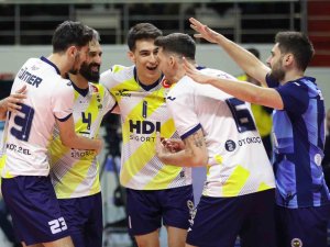 Axa Sigorta Efeler Ligi: Fenerbahçe Hdı Sigorta: 3 - Türşad : 0