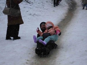 Ayder Kardan Adam Festivali’nin Son Günü Renkli Görüntülere Sahne Oldu