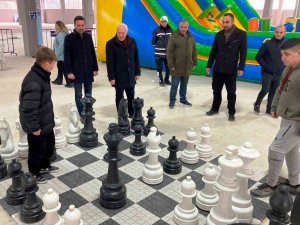 Lapseki Belediyesi’nin ’15 Tatil Eğlencesi’ Etkinliğinde Çocuklar Doyasıya Eğlendi