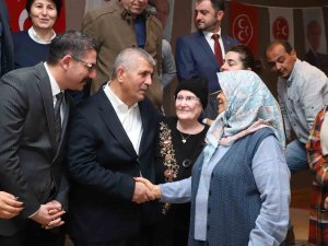 Mhp İ̇zmir’de Üyelikler 9 Bine Ulaştı