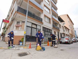 Karesi’de Temizlik Çalışmaları Sürüyor