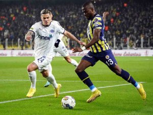 Spor Toto Süper Lig: Fenerbahçe: 2 - Kasımpaşa: 1 (İ̇lk Yarı)