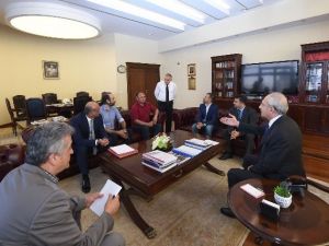Kılıçdaroğlu, Avrupa Alevi Birlikleri Konfederasyonu Heyetiyle Görüştü