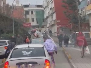 Düğün Konvoyu Ambulansa Yol Vermedi, O Anlar Kameraya Yansıdı