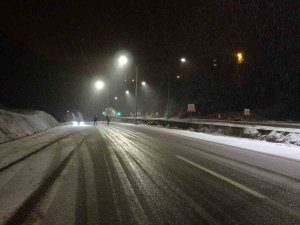 Zonguldak-ankara Kara Yolu’nda Kar Yağışı Etkili Oldu