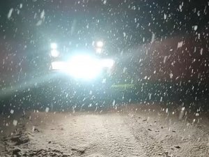 Uludağ’da Yoğun Karda Mahsur Kalan Aile Böyle Kurtarıldı
