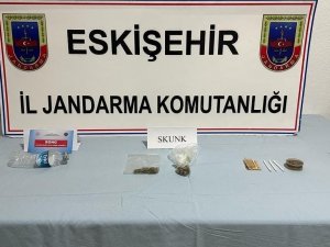 Jandarma Ekiplerinden Uyuşturucu Madde Satıcılarına Operasyon