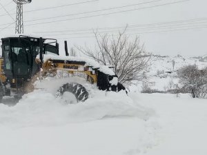 Adıyamanda Köy Yolları Ulaşıma Açıldı