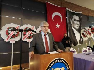 37 Yıllık Başkan Güvenoyu Aldı