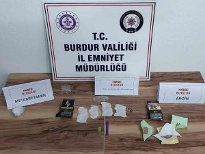 Burdur Emniyetinden 10 Günde 14 Uyuşturucu Operasyonu