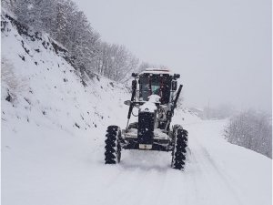 Bingöl’de 47 Köy Yolunda Çalışmalar Sürüyor