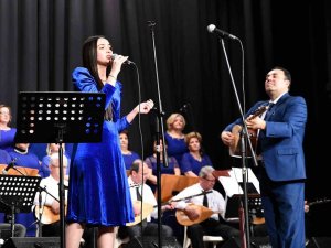 Thm Korosundan Seçme Türküler Konseri