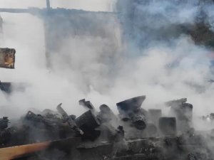 Yalova Esenköy’de Baraka Yangını